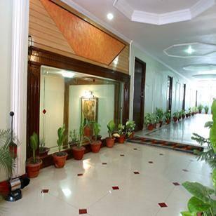 Hotel Mandakini Palace 칸푸르 외부 사진